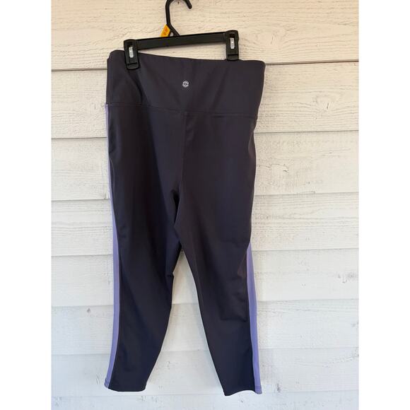 Tangerine XL High Rise Cropped Leggings Black Purple Athletic Workout Pants - Picture 4 of 4